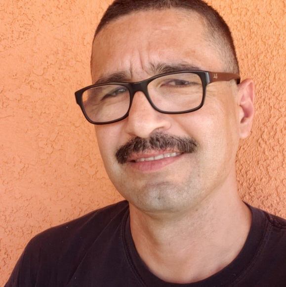 Meet your Posher, Genaro - Picture 1 of 1